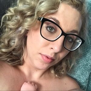 Meet your Posher, Gina